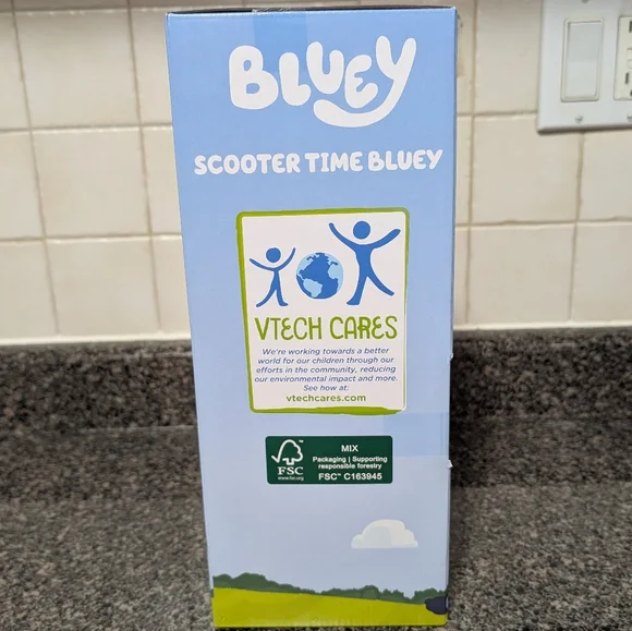 VTech Bluey Scooter Time - Picture 4 of 6